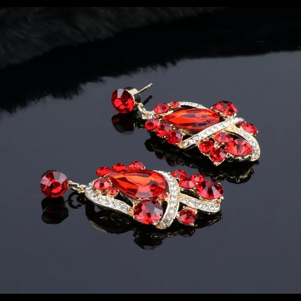 Bold Red Statement Necklace Set - image 3